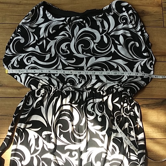 NWOT Black And White Belted Mini Dress By Enfocus Studio. Size 6 - Picture 17 of 17